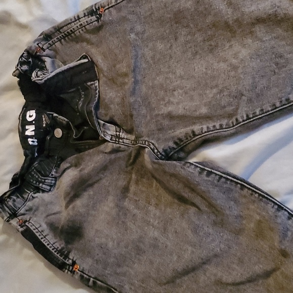 Pants - Picture 2 of 3